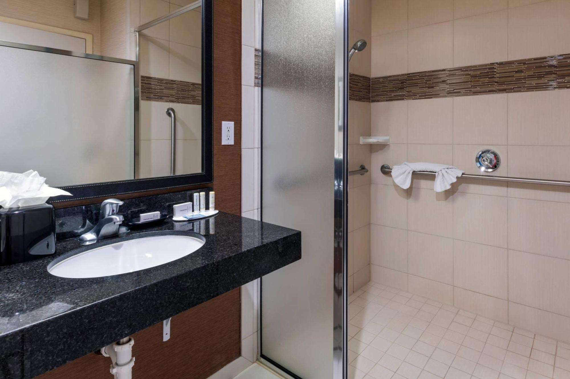 Fairfield Salt South 3*